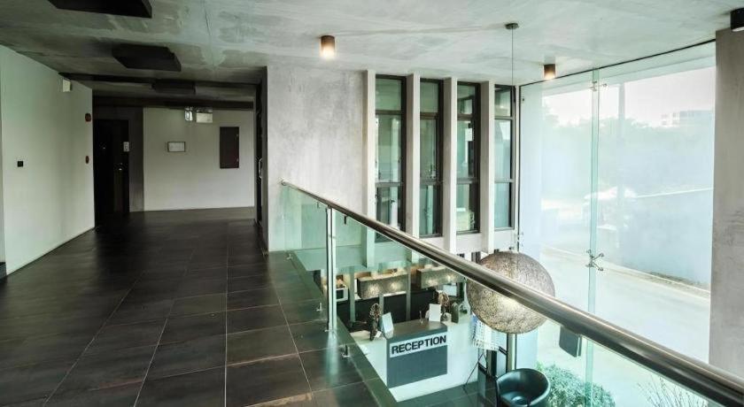 B2 Black Business And Budget Hotel Chiang Mai Exterior photo