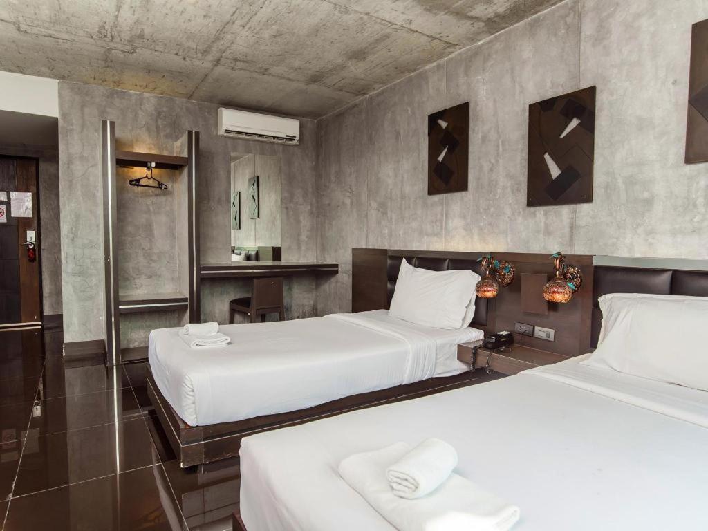 B2 Black Business And Budget Hotel Chiang Mai Exterior photo
