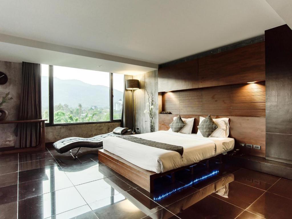 B2 Black Business And Budget Hotel Chiang Mai Exterior photo