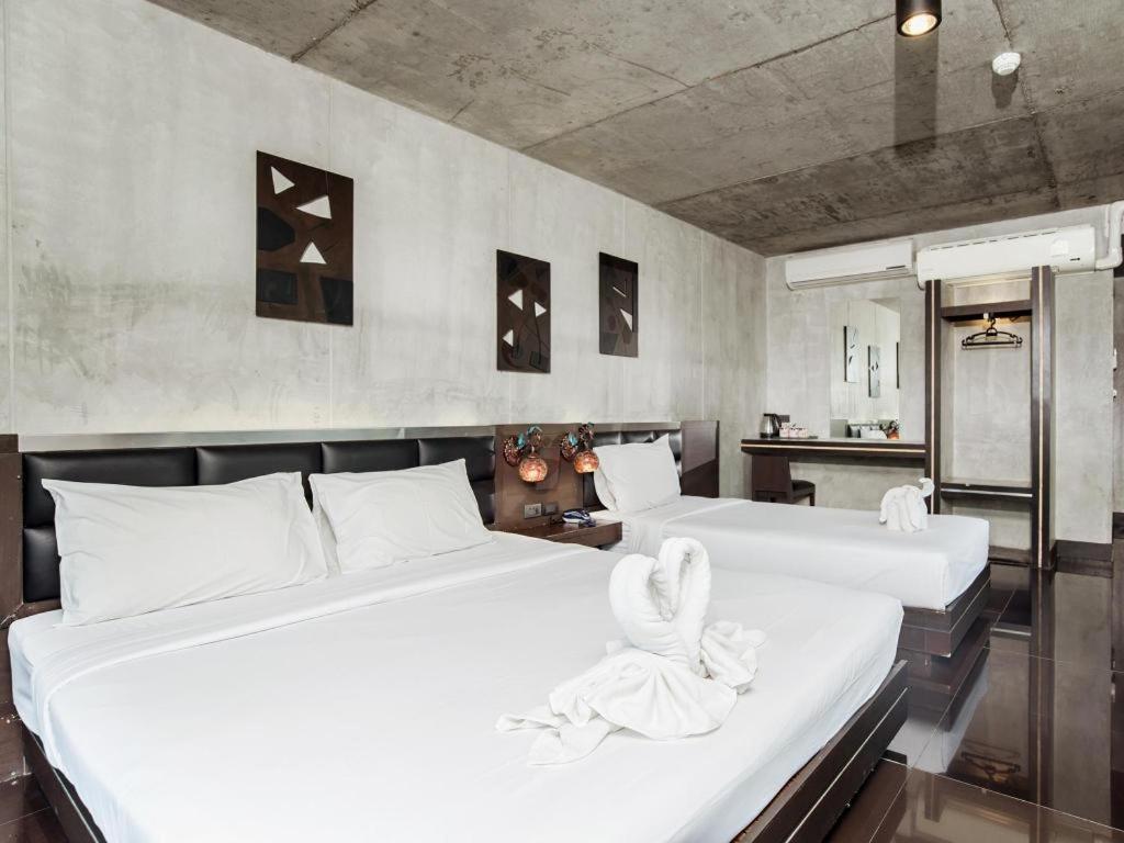B2 Black Business And Budget Hotel Chiang Mai Exterior photo