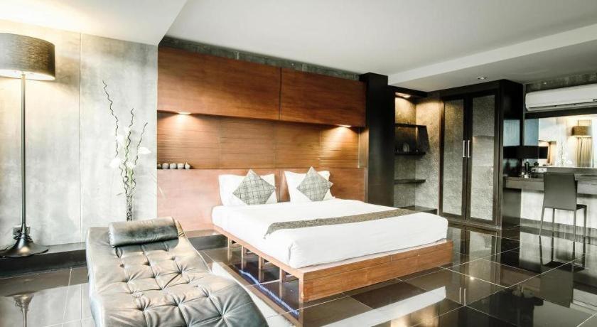B2 Black Business And Budget Hotel Chiang Mai Exterior photo