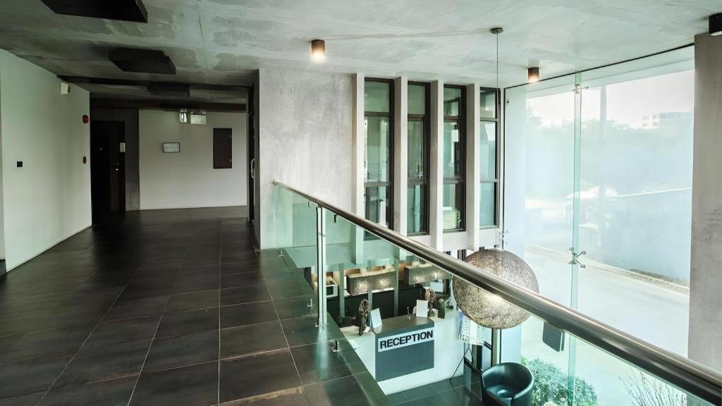 B2 Black Business And Budget Hotel Chiang Mai Exterior photo