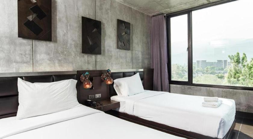 B2 Black Business And Budget Hotel Chiang Mai Exterior photo